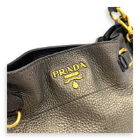 Vit Daino Green Shoulder Bag in Calfskin, Gold hardware