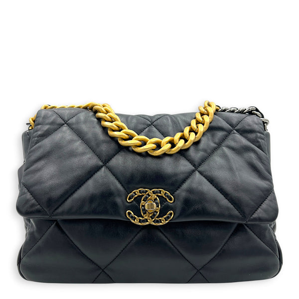 C19 Shoulder Bag Medium Black in Lambskin, Gold hardware