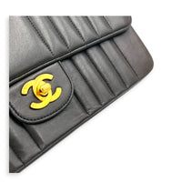 Vintage CC Medium Mademoiselle Shoulder Bag in Lambskin, Gold hardware