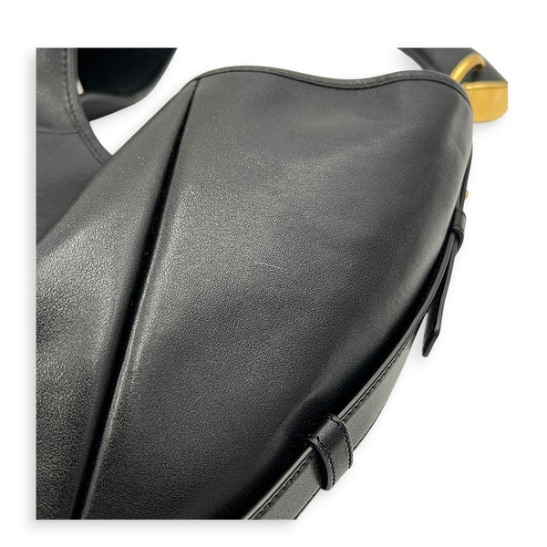 Mombasa Medium Black Shoulder Bag in Calfskin, Gold hardware
