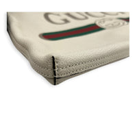 Logo Pouch White in Calfskin, Gold hardware