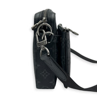 Trio Messenger  Crossbody Bag Black in Coated Canvas, Silver hardware