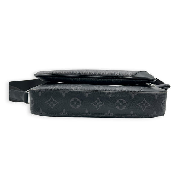 Trio Messenger  Crossbody Bag Black in Coated Canvas, Silver hardware