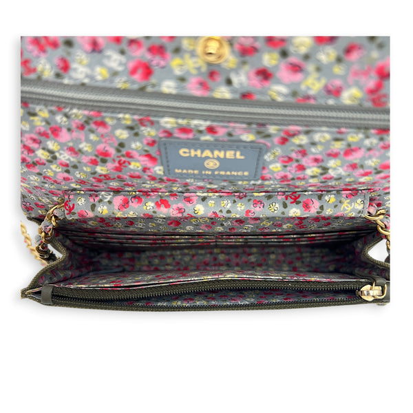 Coco Cuba Green Wallet On Chain in Denim, Gold hardware