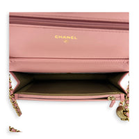 CC Pearl Crush Wallet On Chain Pink in Lambskin, Gold hardware