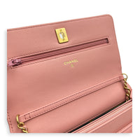 CC Pearl Crush Wallet On Chain Pink in Lambskin, Gold hardware