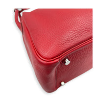 Lindy 26 Geranium Shoulder Bag in Clemence, Silver hardware