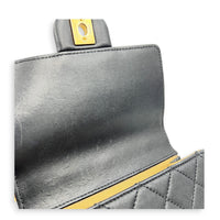 Flap Chic Pearl Shoulder Bag Black in Calfskin, Gold hardware