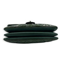 CC Shoulder Bag Green in Patent Leather, Silver hardware
