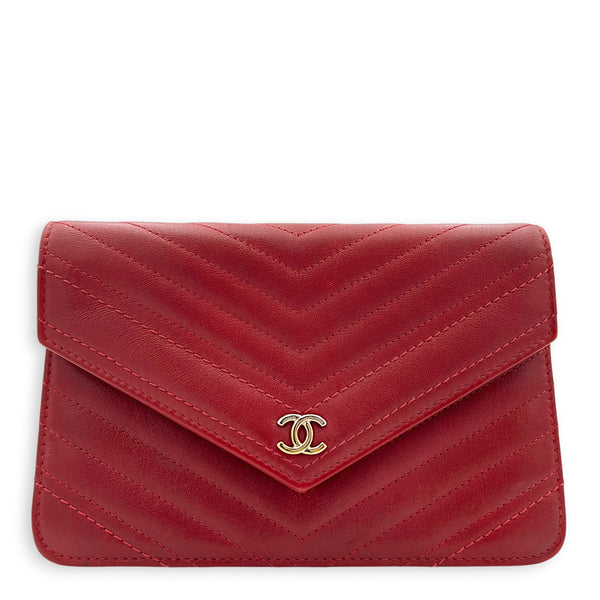 Chevron Statement Pink Wallet On Chain in Calfskin, Gold hardware