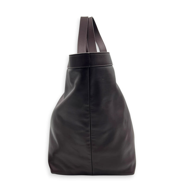 Y Tote Red Tote Bag in Calfskin, Gold hardware