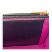 CC Wallet On Chain Black in Caviar Leather, Gold hardware