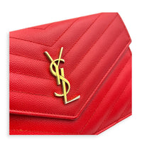 Cassandre Wallet On Chain Red in Caviar Leather, Gold hardware