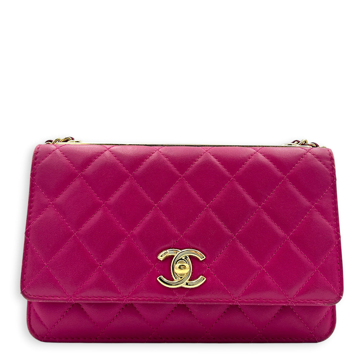 CC Trendy Pink Wallet On Chain in Lambskin, Gold hardware