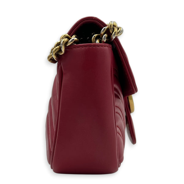 GG Marmont Shoulder Bag Small Hibiscus Red in Lambskin, Gold hardware