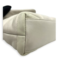 Loulou Crème Vintage Shoulder Bag in Lambskin, Silver hardware