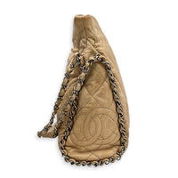 CC Shoulder Bag Pink in Calfskin, Silver hardware
