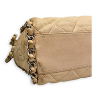 CC Shoulder Bag Pink in Calfskin, Silver hardware