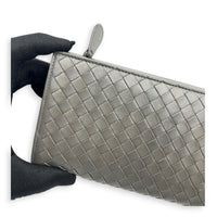 Intrecciato Grey Wallet in Lambskin, Ruthenium hardware