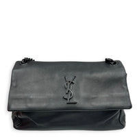 Hollywood Shoulder Bag Black in Calfskin, Monochrome hardware