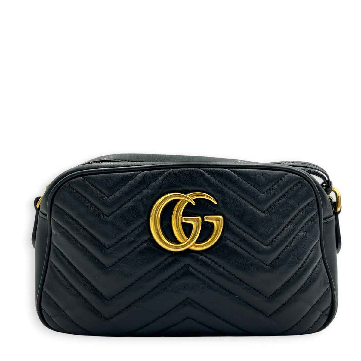 GG Marmont Shoulder Bag Small Black in Calfskin, Gold hardware