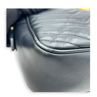 GG Marmont Shoulder Bag Small Black in Calfskin, Gold hardware