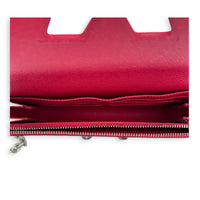 Twist Wallet Fuchsia in Epi Leather, Silver hardware