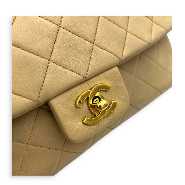 CC Shoulder Bag Beige (Recolored) in Lambskin, Gold hardware
