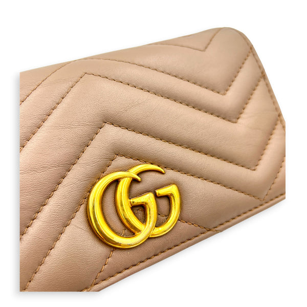 GG Marmont Wallet On Chain Pink in Calfskin, Gold hardware