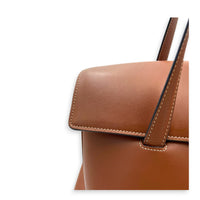 16 Tote Bag Brown in Calfskin, Gold hardware