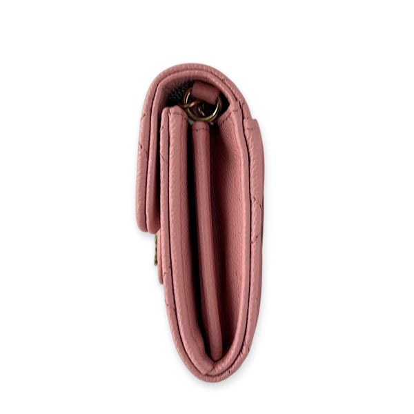 CC Pink Wallet On Chain in Caviar Leather, Gold hardware