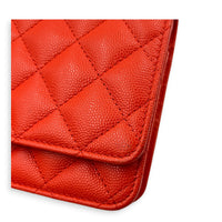 Classic Red Wallet On Chain in Caviar Leather, Gold hardware
