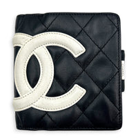 Cambon Compact Black Wallet in Lambskin, Silver hardware