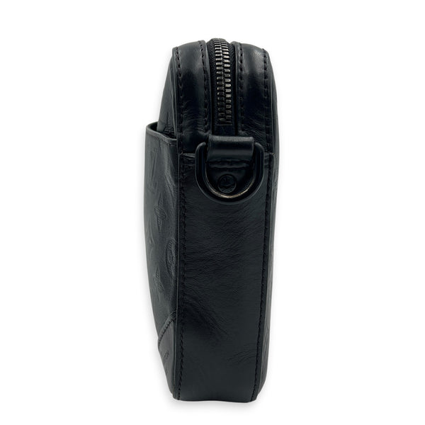 Duo Messenger Black in Calfskin, Monochrome hardware