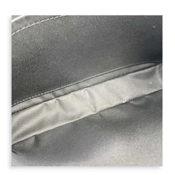 Duo Messenger Black in Calfskin, Monochrome hardware