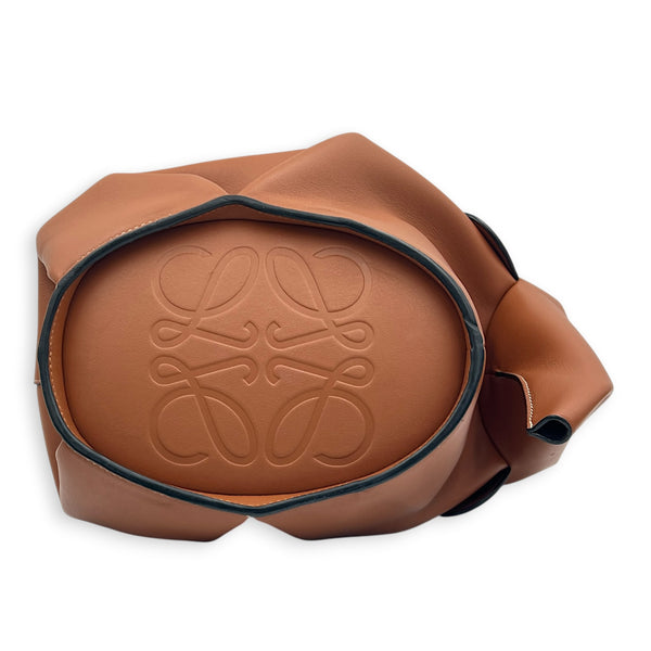 Elephant  Crossbody Bag Large Tan in Calfskin, Silver hardware