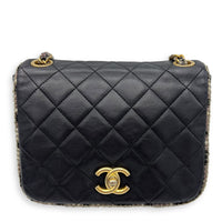Chanel CC Crossbody Bag Black in Calfskin, Mixed hardware_1