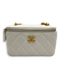 Chanel Pearl Crush White Vanity Bag in Caviar Leather, Gold hardware_1