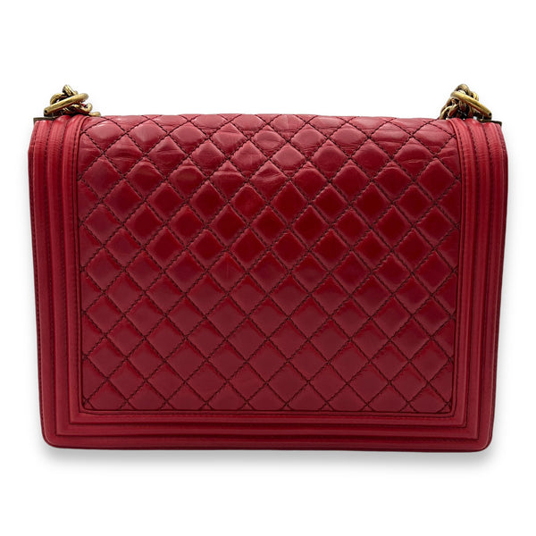 Boy Shoulder Bag Large Red in Calfskin, Gold hardware