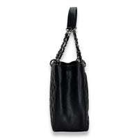 GST Black Shoulder Bag in Caviar Leather, Silver hardware