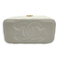 Chanel Pearl Crush White Vanity Bag in Caviar Leather, Gold hardware_5