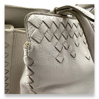 Intreciatto Top handle bag in Intrecciato leather, Ruthenium Hardware