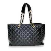 GST XL Black Shoulder Bag in Caviar Leather, Gold hardware