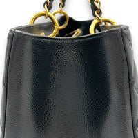 GST XL Black Shoulder Bag in Caviar Leather, Gold hardware