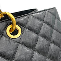 GST XL Black Shoulder Bag in Caviar Leather, Gold hardware