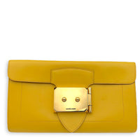 Hermès Goodlock Soleil Clutch in Swift, Gold hardware_1