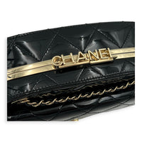 CC Seasonal Camera Shoulder Bag Black in Patent Leather, Gold hardware