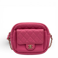 CC Day Camera Chain Shoulder Bag Pink in Caviar Leather, Gold hardware