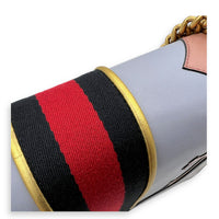 GG Marmont Shoulder Bag Black in Calfskin, Gold hardware