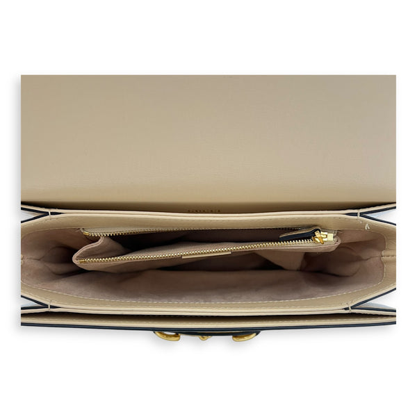 Horsebit 1955 Shoulder Bag Beige in Calfskin, Gold hardware